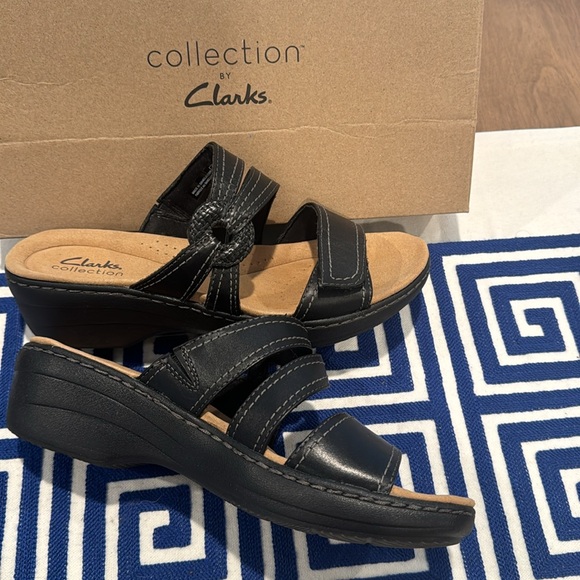 Clarks Merliah Coral black leather slide on sandal size 8M - Picture 7 of 8